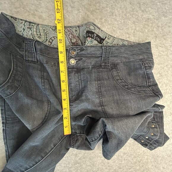 ONE5ONE Bermuda Shorts Women Sz 10 Medium Wash Denim Stretch 2-Button Waist - Picture 9 of 14